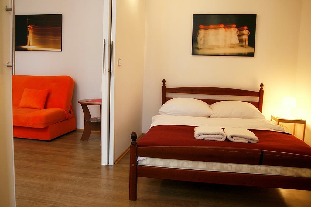 Visitkrak Apartment Krasków Cameră foto