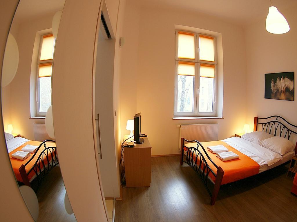 Visitkrak Apartment Krasków Cameră foto